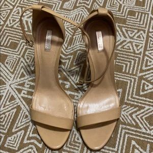 Schutz size 8 beige sandals